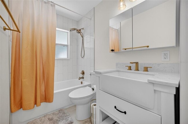 Building Photo - 10748 Siena Dr