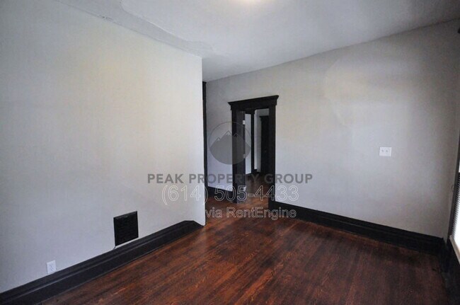 Building Photo - 131 W 8th Ave