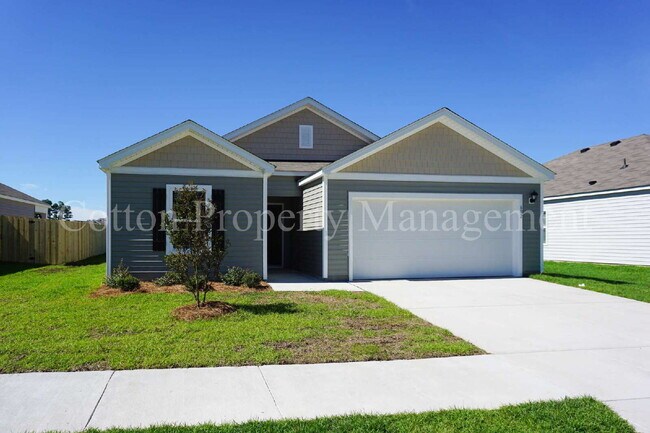 Building Photo - 602 Draymore Dr NE