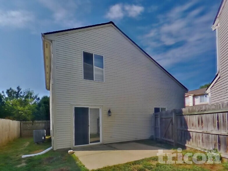 Building Photo - 9898 Worthington Blvd