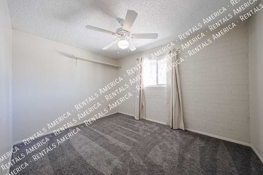 Building Photo - 7901 E Kimsey Ln