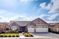 Building Photo - Home in Riverstone