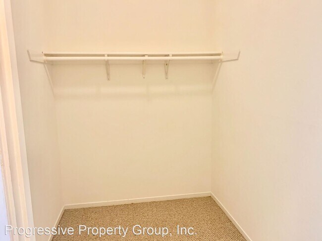 Building Photo - 700 Laguna St