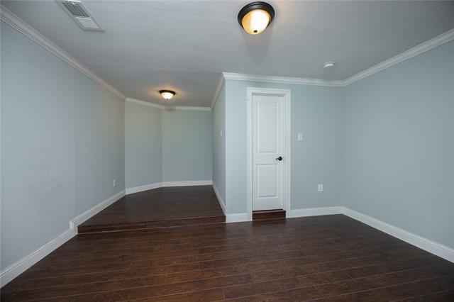 Building Photo - 10500 Musketball Pl