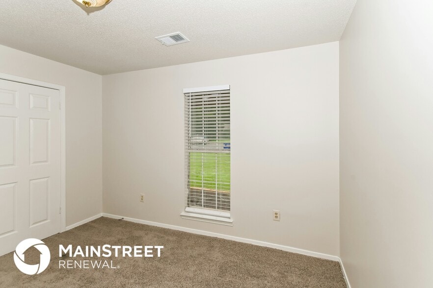 Building Photo - 3720 Ramblewood Dr