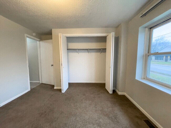 Building Photo - 1409 W Jackson St