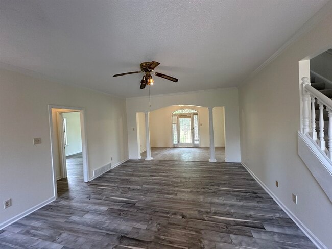 Building Photo - 3510 Sara Woods Dr