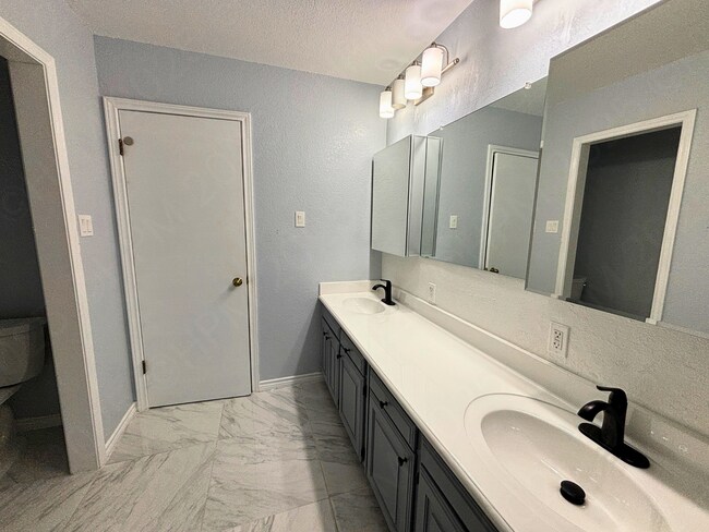 Building Photo - 6318 Firestone Pkwy