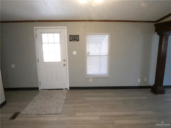 Building Photo - 36 Oliva St