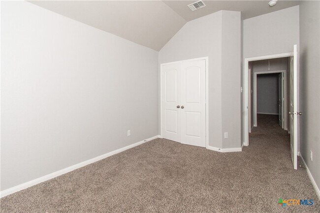 Building Photo - 3209 Shawlands Rd