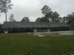 Building Photo - 2260 Sherwood Ave