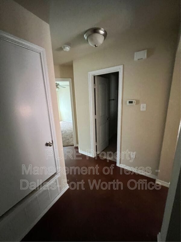 Building Photo - 7318 Mistletoe Trail