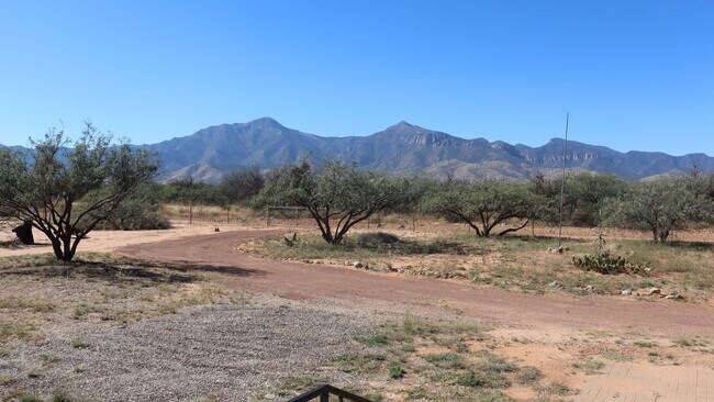 Building Photo - Acreage