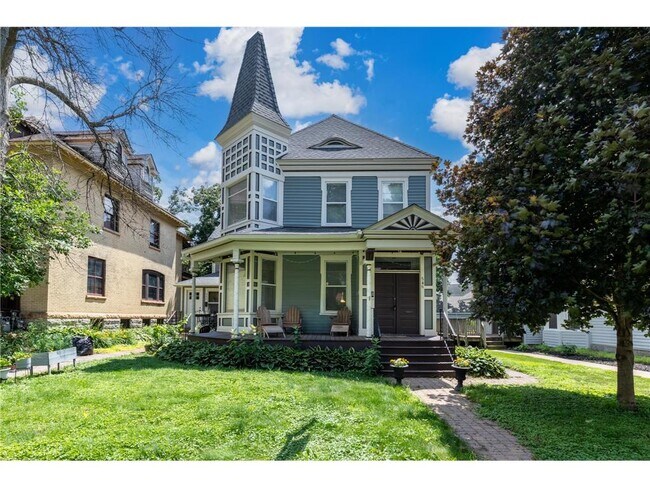 Building Photo - 546 Ashland Ave