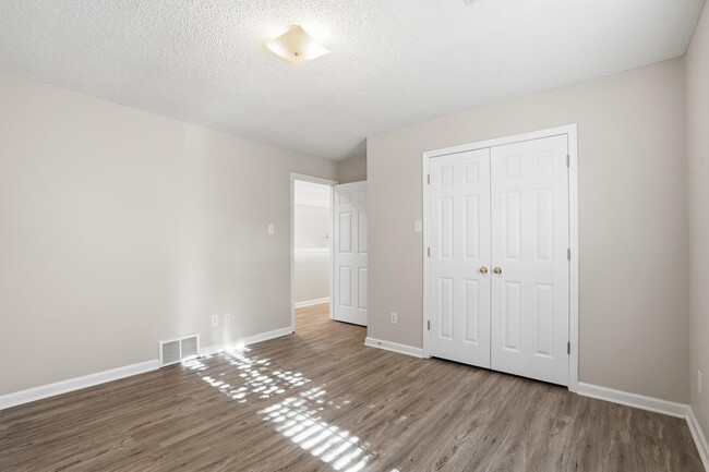 Building Photo - 8570 May Orchard Ln