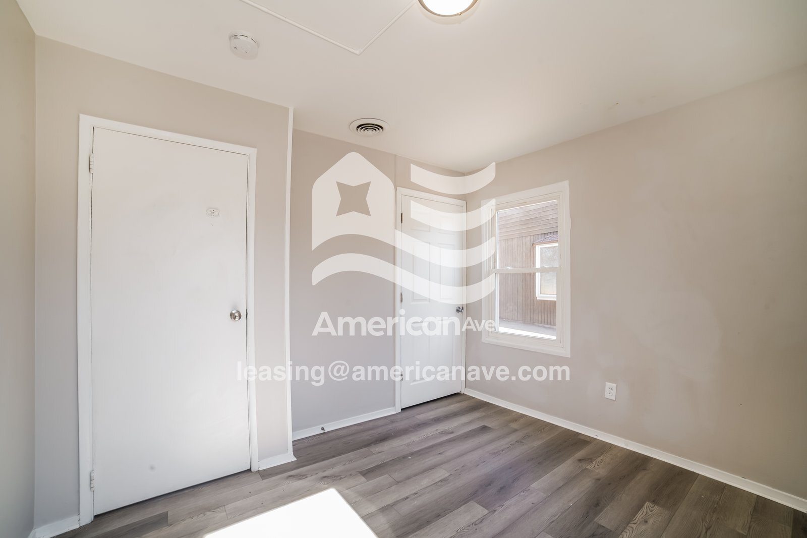 Building Photo - 1609 Koch St