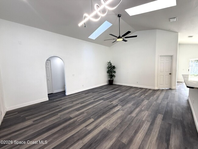 Building Photo - 2924 Pebble Creek St