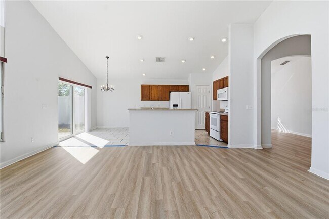 Building Photo - 2764 Rochelle Dr