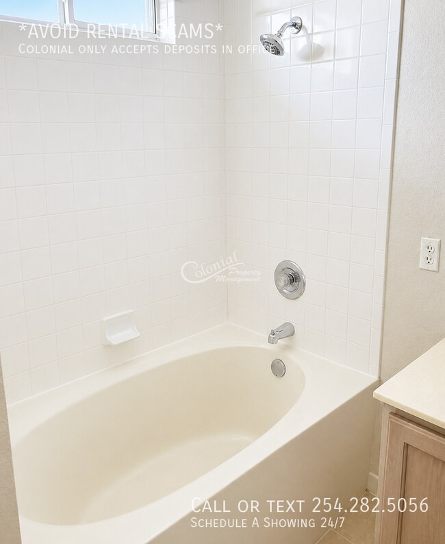 Building Photo - 5313 Teal Dr