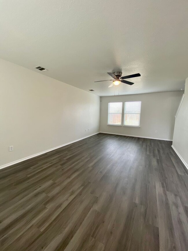 Building Photo - 11215 Dublin Trace