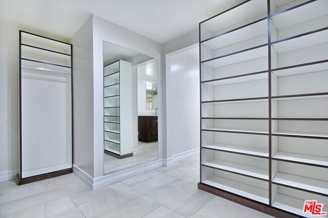 Building Photo - 23637 Park Belmonte