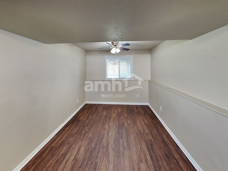 Building Photo - 2663 S 3900 W