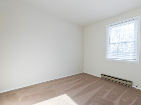 Building Photo - 248 Surrey Ct
