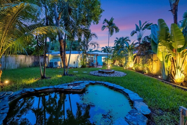 Building Photo - 1317 NE 1st Ave.