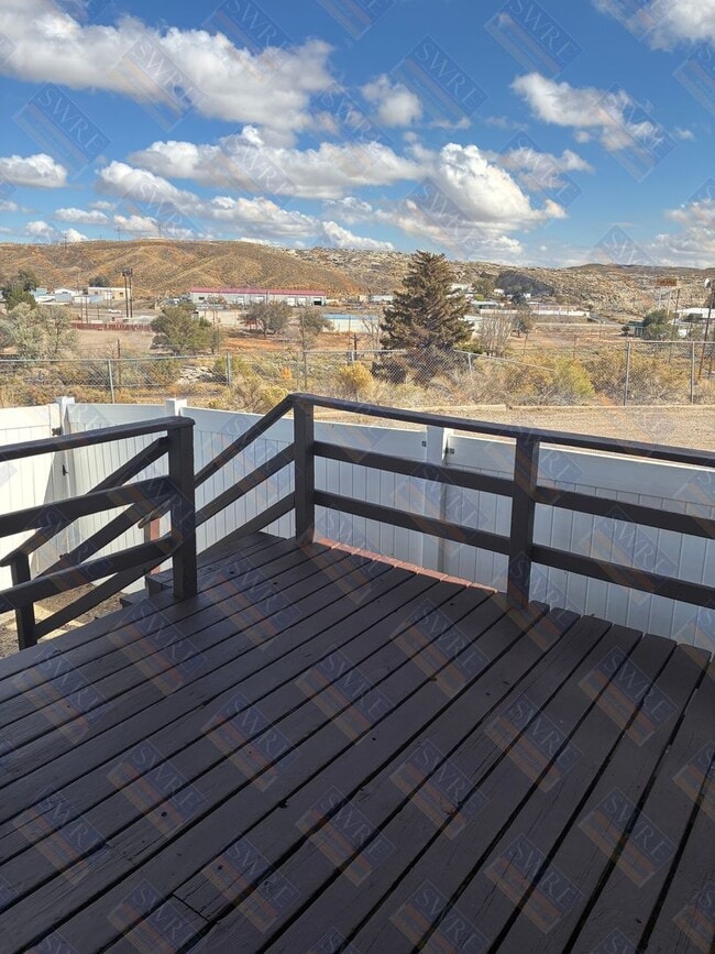 Building Photo - 855 Mocassin-