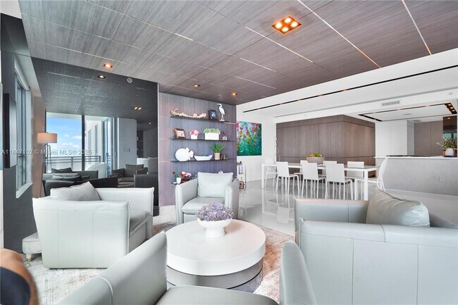 Building Photo - 3535 S Ocean Dr
