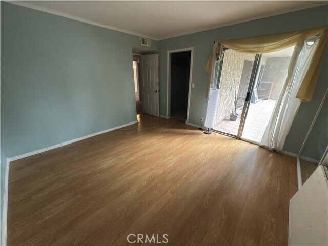 Building Photo - 552 N Bellflower Blvd