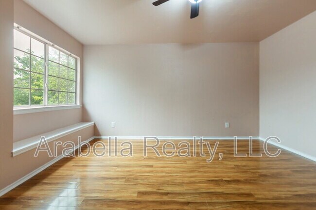 Building Photo - 2832 Berry Trace