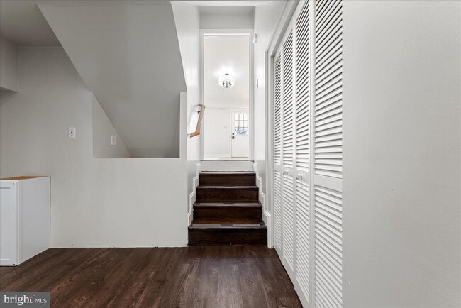 Building Photo - 7114 Xavier Ct