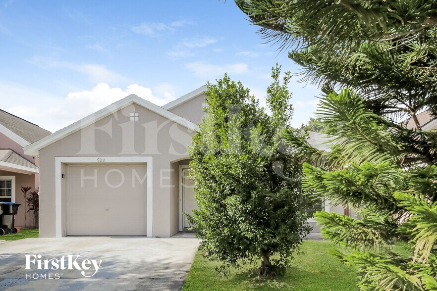 Primary Photo - 5211 Aventura Blvd