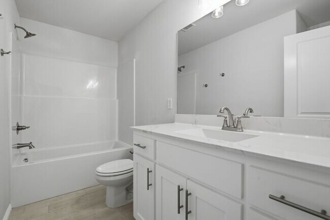 Building Photo - Spacious 4 Bed Home in Owasso – Open Living + Modern Kitchen