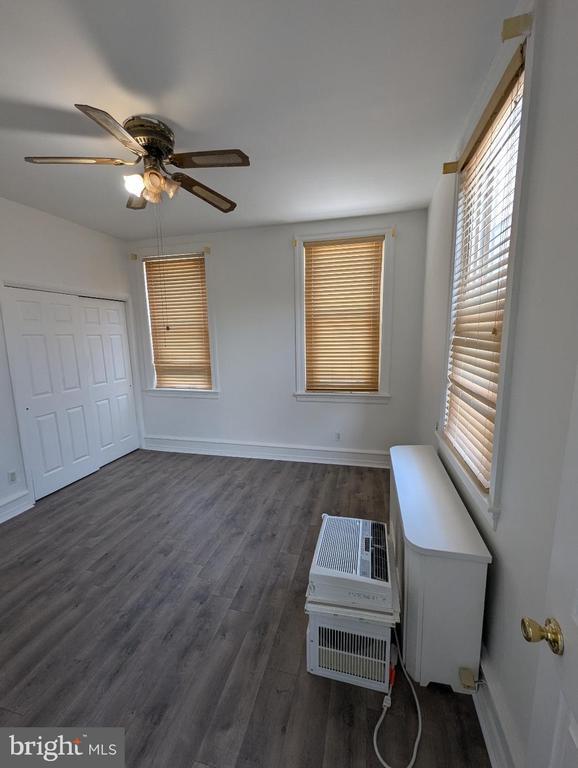 Building Photo - 7158 Torresdale Ave