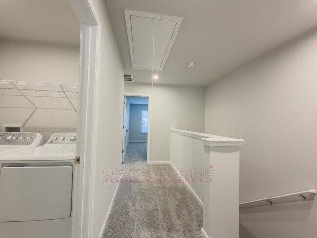 Building Photo - 167 Randwick Ln