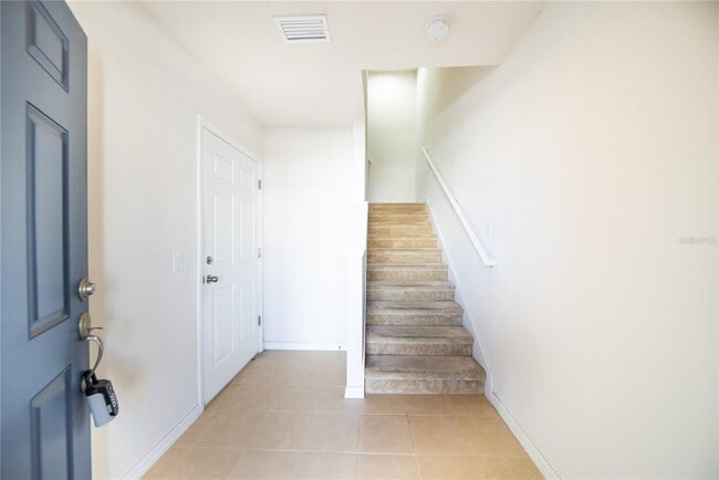 Building Photo - 980 Lakefront Village Dr