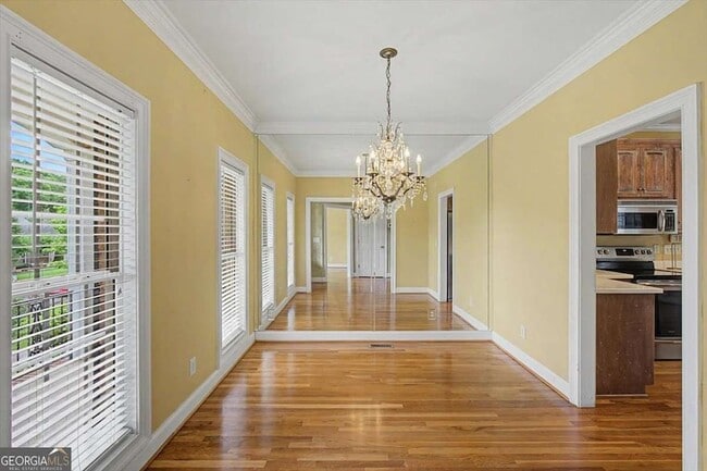 Building Photo - 6 Stonebrook Dr