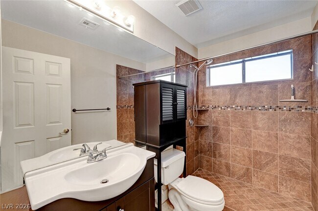 Building Photo - 2525 Huber Heights Dr