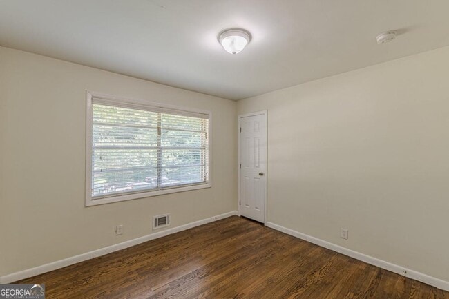 Building Photo - 2416 Timber Ridge Ct