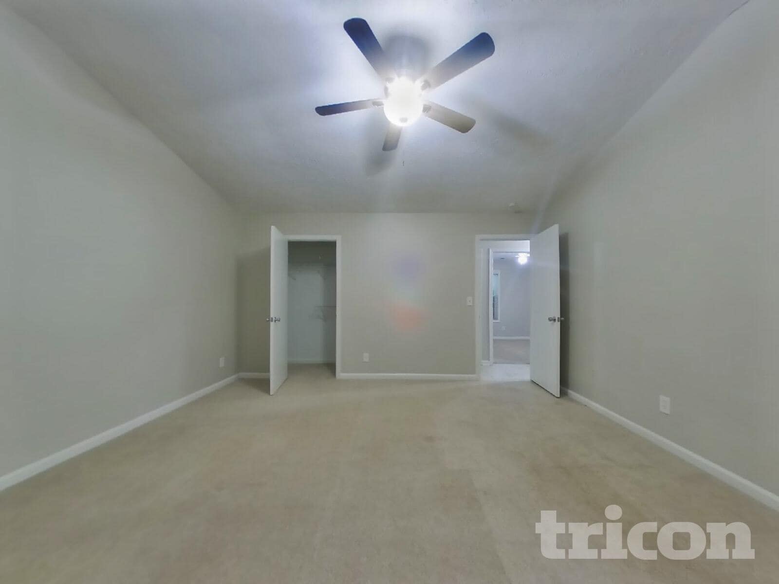 Building Photo - 811 Riverstone Ln