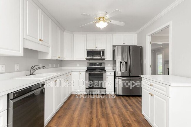 Building Photo - 1517 Woodland Ave