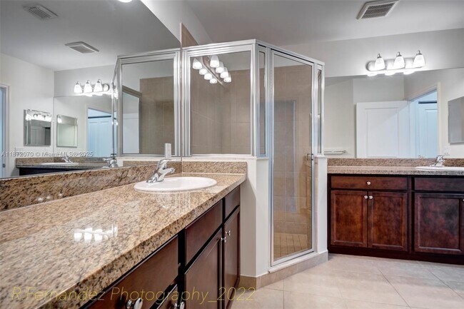 Building Photo - 4665 Windmill Ln