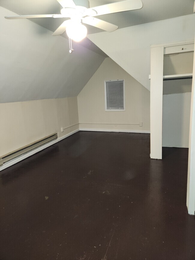 Building Photo - 715 4th St NW