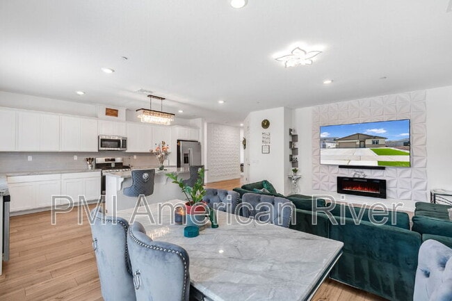 Building Photo - 1355 Dusty Maiden Dr