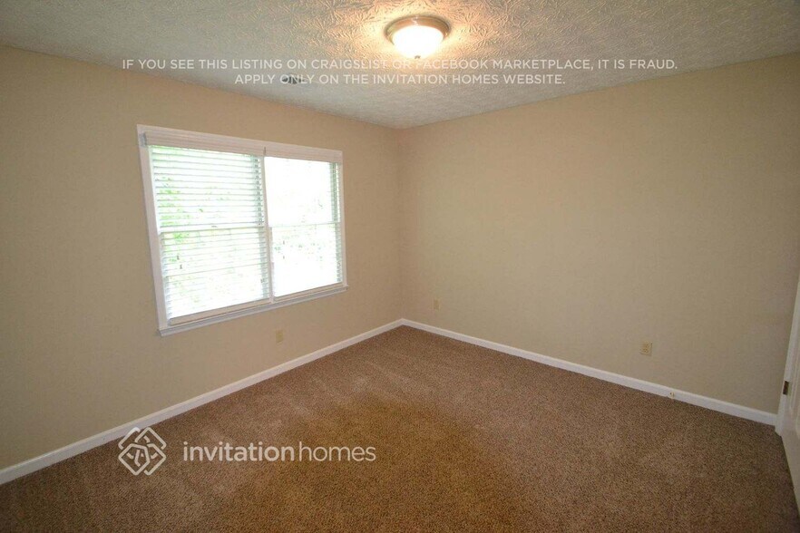 Building Photo - 1810 Twin Branch Dr