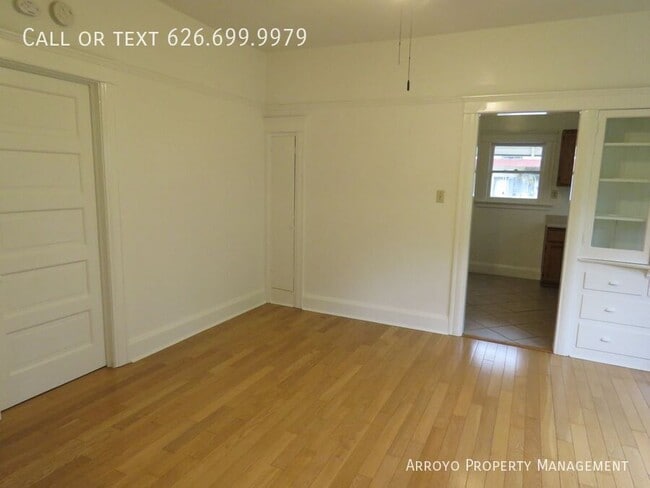 Building Photo - 74 N Chester Ave