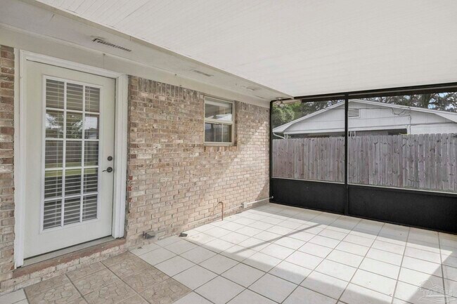 Building Photo - 2325 Merle Cir