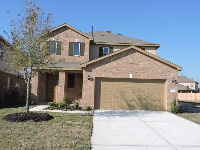 Building Photo - 1122 Epworth Ct.